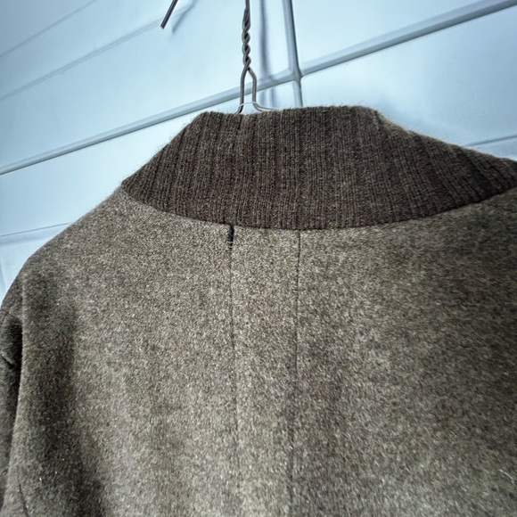 Size L Women's Brown Bomber Jacket - Picture 4 of 9